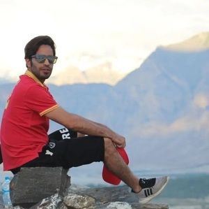 Meet your Posher, Naseer